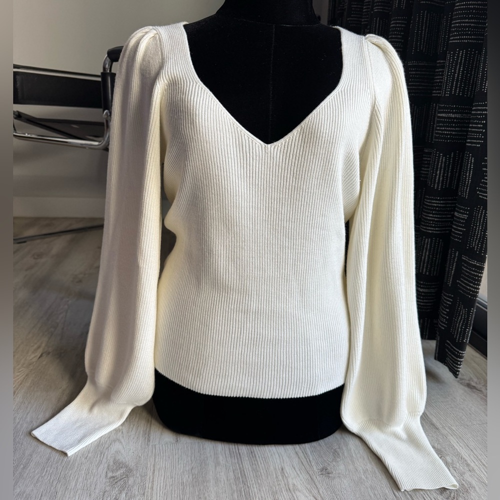 French Connection Cream Beige Ribbed Puff Balloon Long Sleeve V-Neck Sweater Med